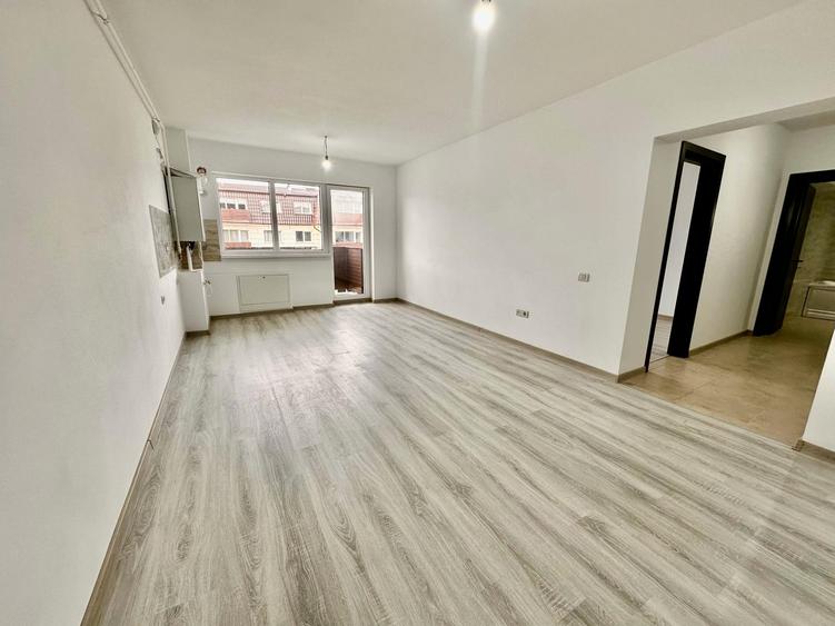 Apartament cu 2 camere decomandat în Sânpetru