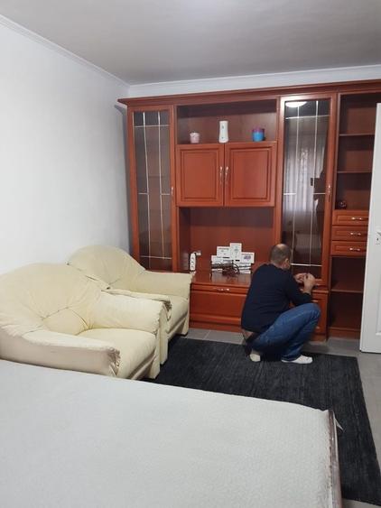 Garsonieră decomandată în Central