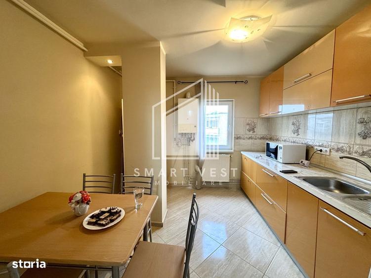 Apartament cu 3 camere decomandat, mobilat în Central