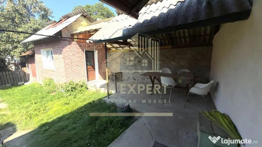 Casă cu 4 camere cu Teren 1316 Mp în Lerești