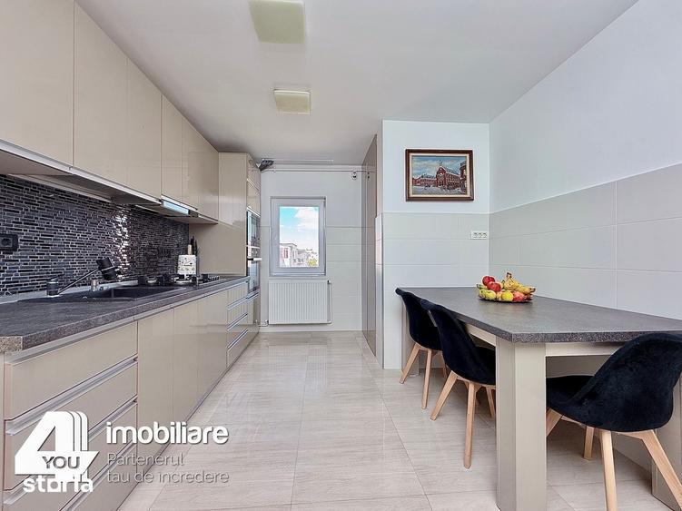 Apartament cu 3 camere decomandat în Micălaca