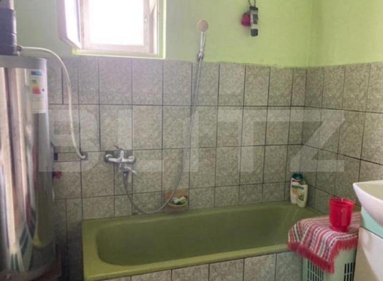 Casă individuală cu 6 camere cu Canalizare în Exterior Vest
