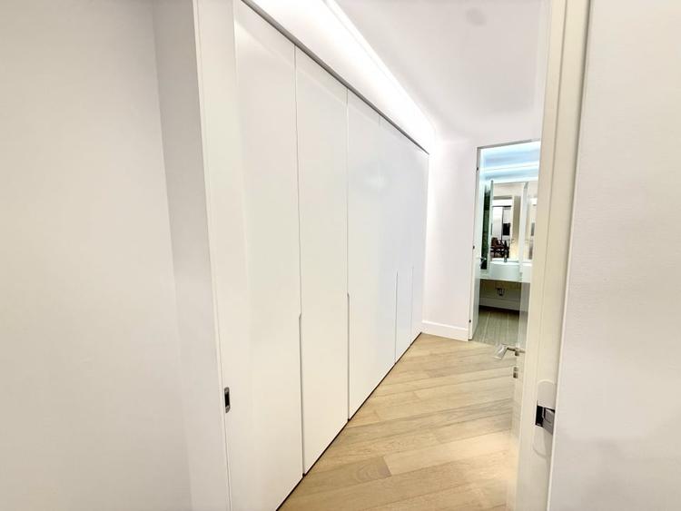 Apartament cu 3 camere decomandat, mobilat în Iancu Nicolae