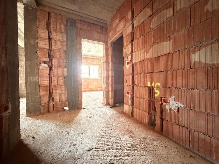 Apartament cu 2 camere decomandat în Calea Urseni