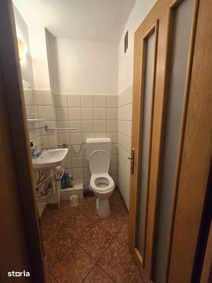 Apartament cu 3 camere decomandat în Exterior Vest