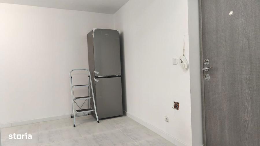 Garsonieră decomandată în Gojdu