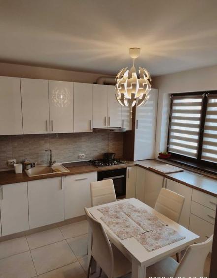 Duplex cu 4 camere cu Canalizare în Popești-Leordeni