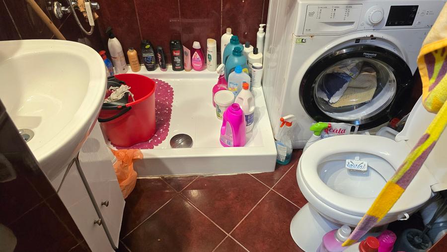Vand apartament cu 2 camere cu GARAJ in Deva, Dacia (Romanilor), etaj 2, - 8