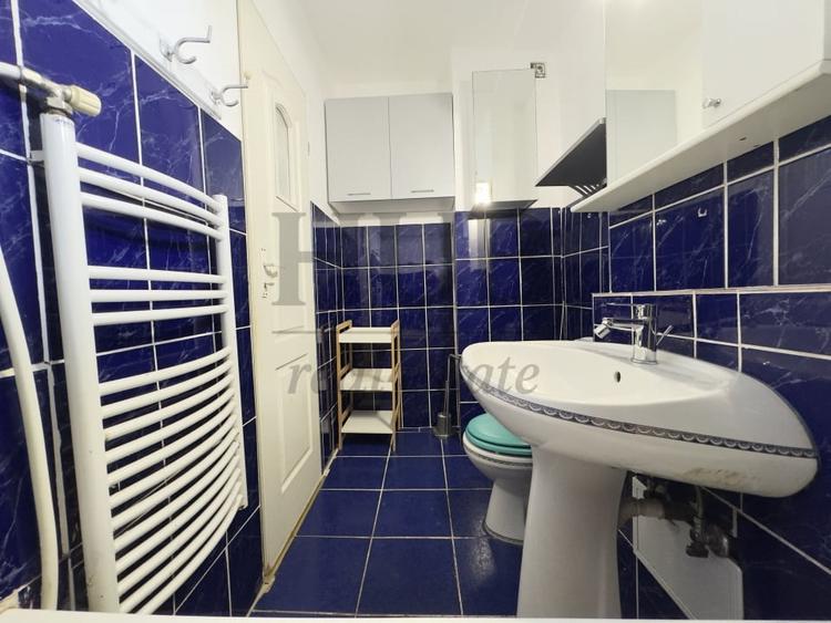 Apartament cu 3 camere decomandat, mobilat în Sud