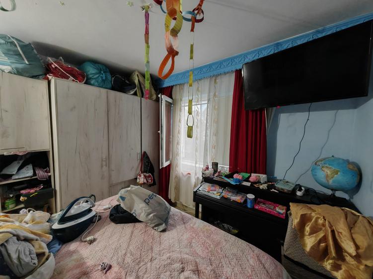 Apartament cu 2 camere semidecomandat în Mioriței
