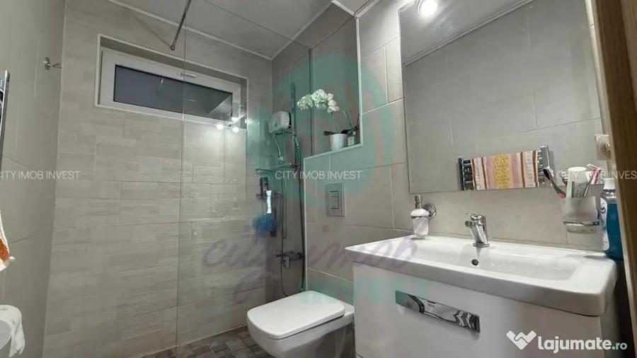 Apartament cu 3 camere semidecomandat în Iancului