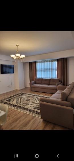Apartament cu 3 camere în Ultracentral