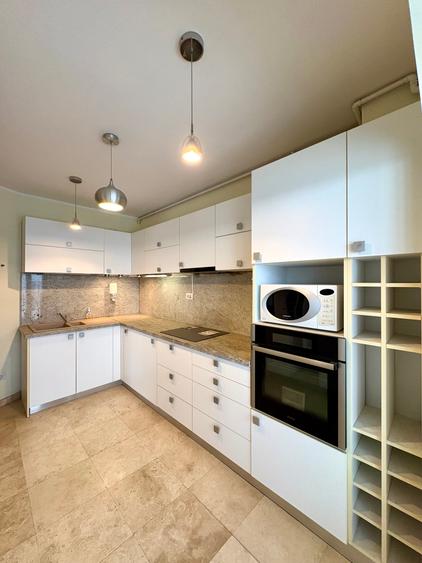 Apartament cu 5 camere în Mogoșoaia