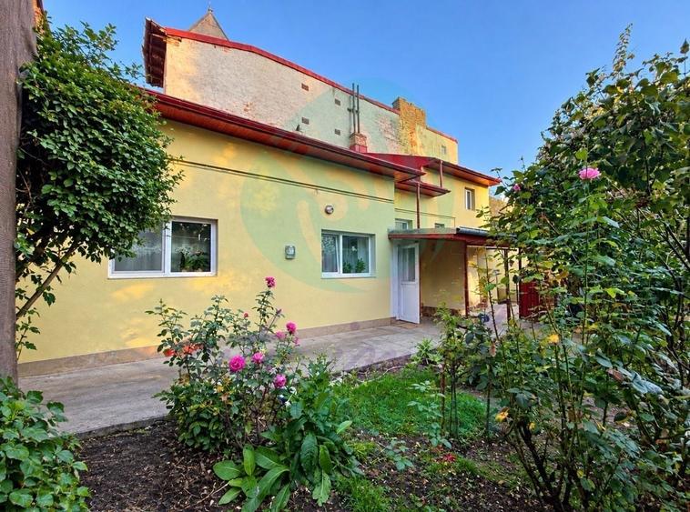 Casă individuală cu 2 camere cu Canalizare în Unirii