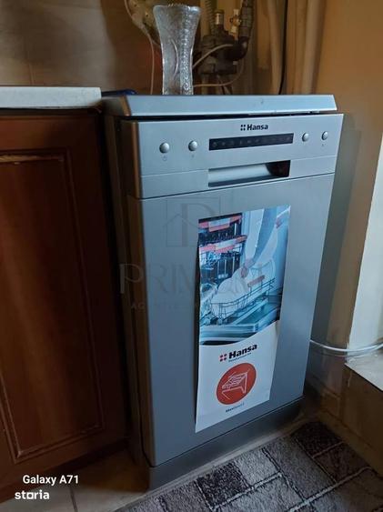 Apartament cu 3 camere în Girocului