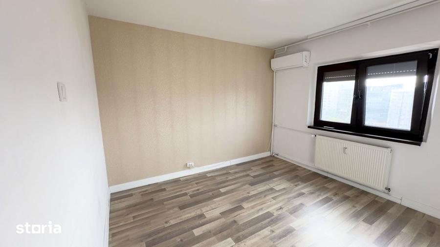 Apartament cu 3 camere decomandat, mobilat în Vitan
