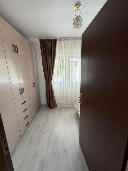 Apartament cu 2 camere decomandat în Take Ionescu