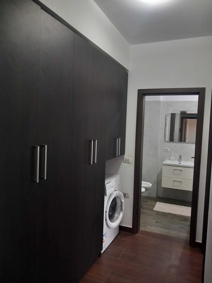 Apartament cu 3 camere decomandat în Cug