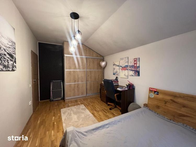 Casă cu 4 camere cu Teren 480 Mp în Borhanci