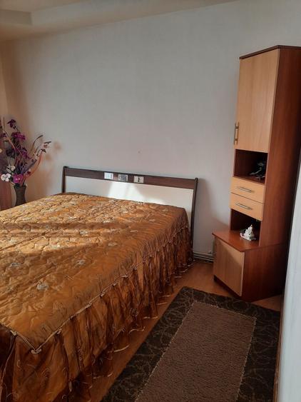 Apartament cu 2 camere decomandat în Bretelin