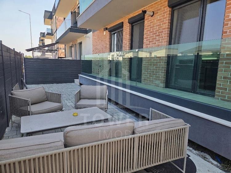 Apartament cu 3 camere decomandat, mobilat în Șelimbăr