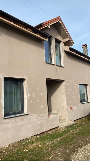 Casa de vanzare in Savinesti - 2