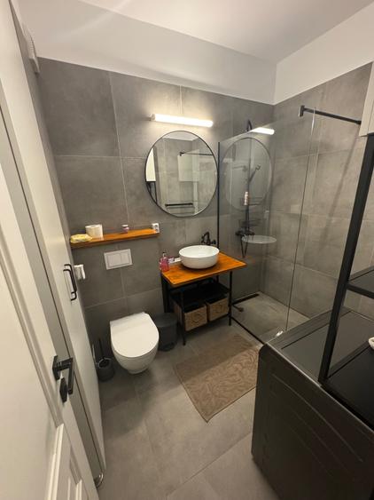 Inchiriez Apartament UNTOLD | 4 persoane | AC | Parcare - 4