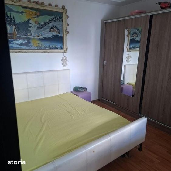 Apartament cu 3 camere decomandat în Negru Vodă