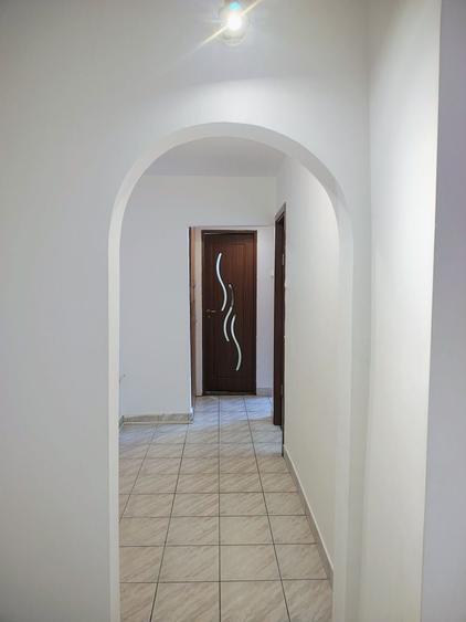 Apartament cu 2 camere decomandat în Decebal