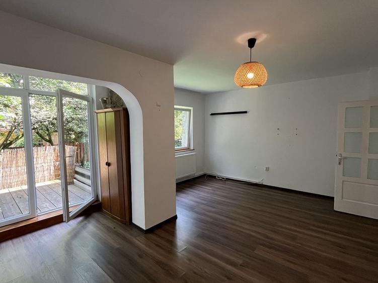 Apartament cu 2 camere decomandat în Ultracentral