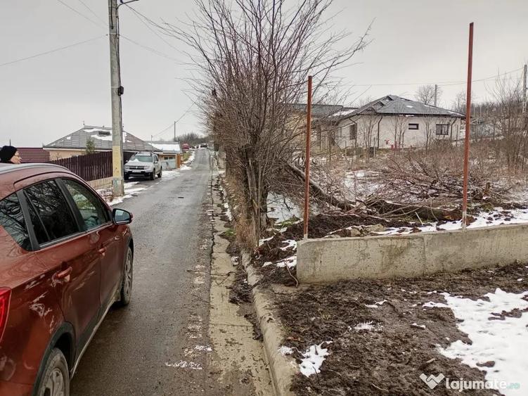 Teren de 1490 mp, în Secuia
