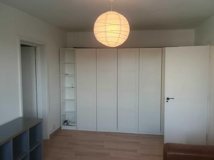 Apartament cu 2 camere semidecomandat în Baba Novac