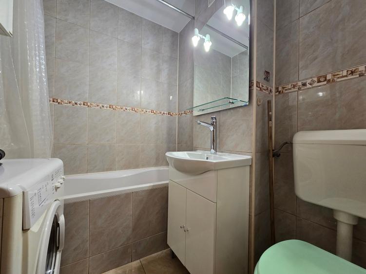 Apartament cu 2 camere decomandat în Dristor