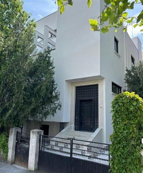 Birou, de 517 mp, în Arcul de Triumf