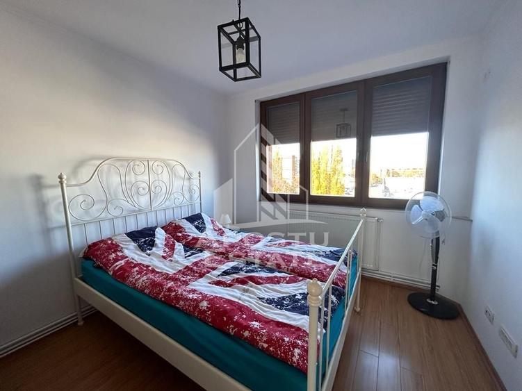 Apartament cu 3 camere semidecomandat, mobilat în Central