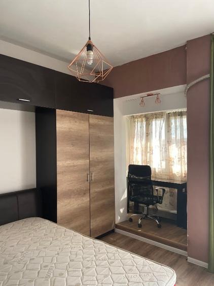 Apartament cu 2 camere semidecomandat, mobilat în Universitate