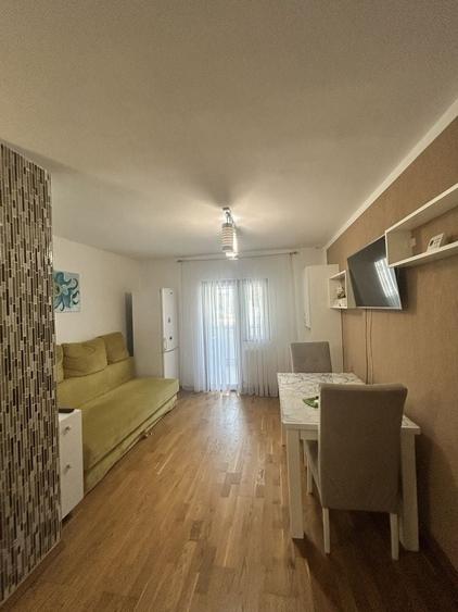 Apartament cu 2 camere în Lipovei