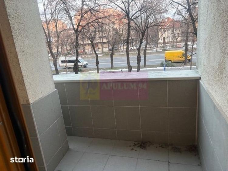 Apartament cu 3 camere, mobilat în Aviatorilor