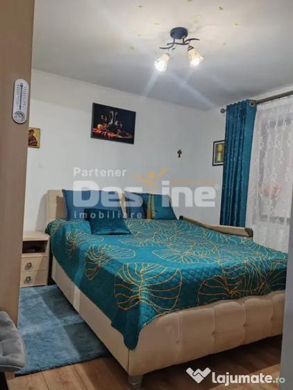Casă cu 5 camere cu Teren 3000 Mp în Mânjești