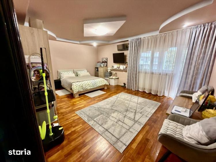 Casă cu 5 camere cu Teren 626 Mp în Brestei