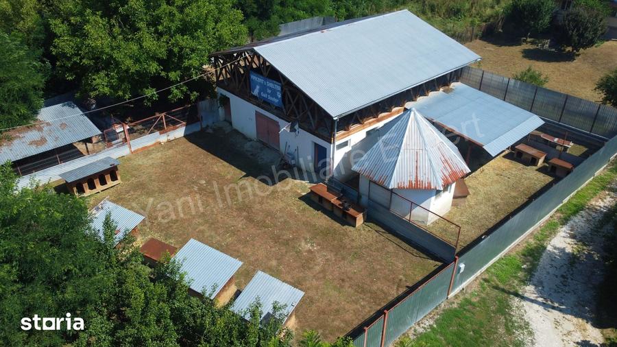Casă cu 4 camere cu Teren 1960 Mp în Curtea de Argeș