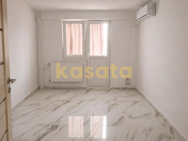 Apartament cu 2 camere decomandat în Tei