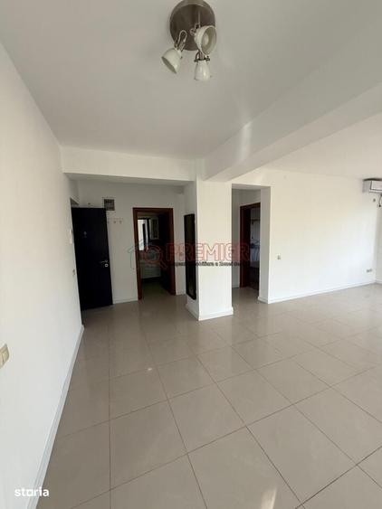 Apartament cu 2 camere semidecomandat în Văcăresti