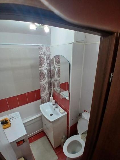 Apartament cu 2 camere decomandat în Lujerului