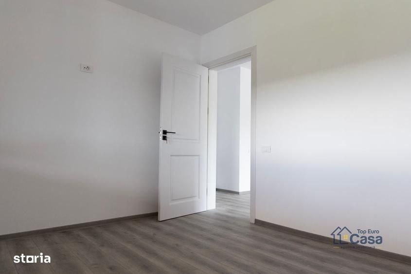 Casă cu 3 camere în Piscani
