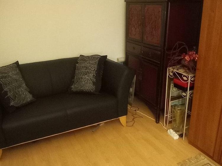 Apartament cu 3 camere decomandat în Colentina