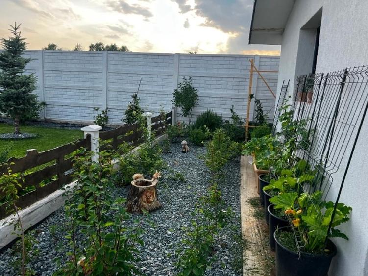 Teren Construcții intravilan de 1250 mp, în Domnești