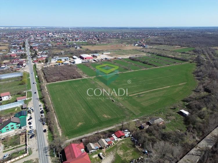 Teren Construcții intravilan de 102186 mp, în Central