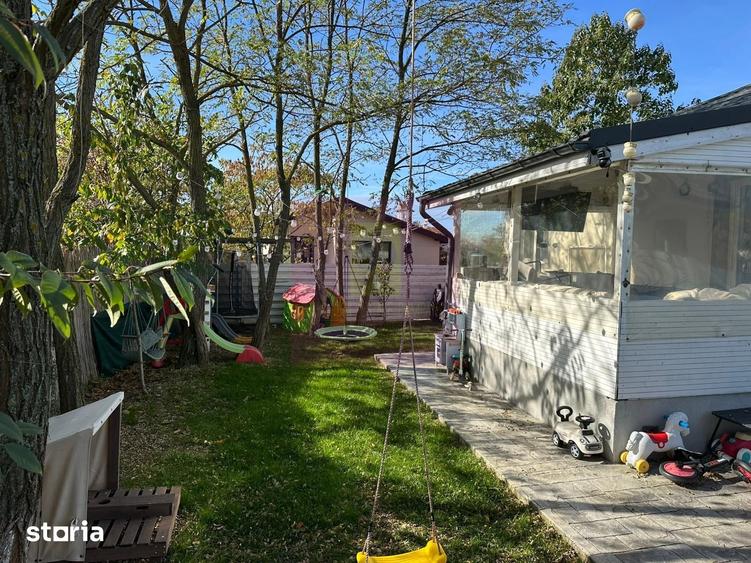 Casă cu 3 camere cu Teren 380 Mp în Săbăreni