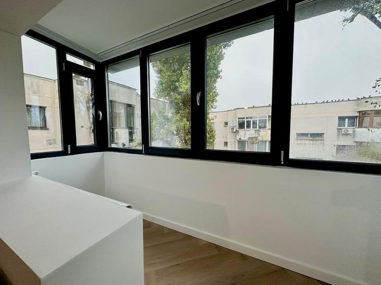 Apartament cu 3 camere decomandat în Beller